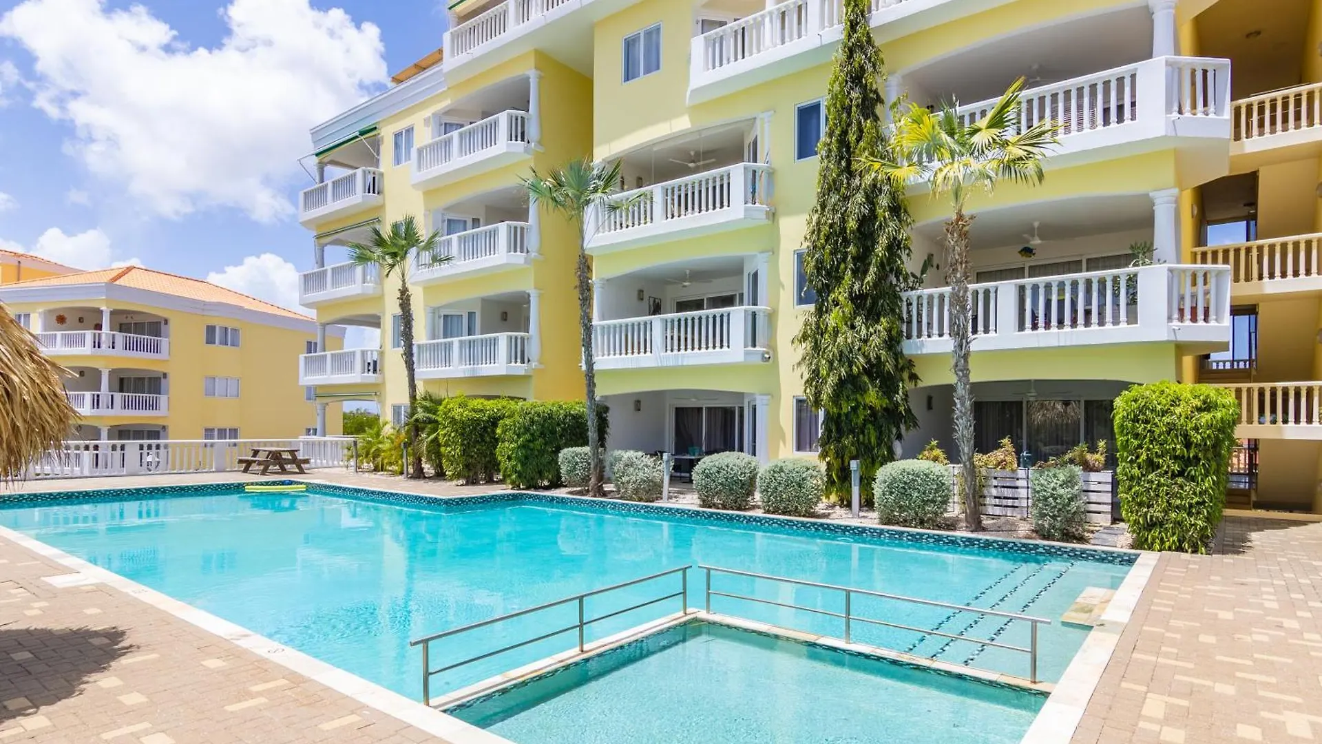 Modern Appartement Bij Zee Met Zwembad Op Blue Bay - Tripletree The Hill Dorp Dorp Sint Michiel Apartamento